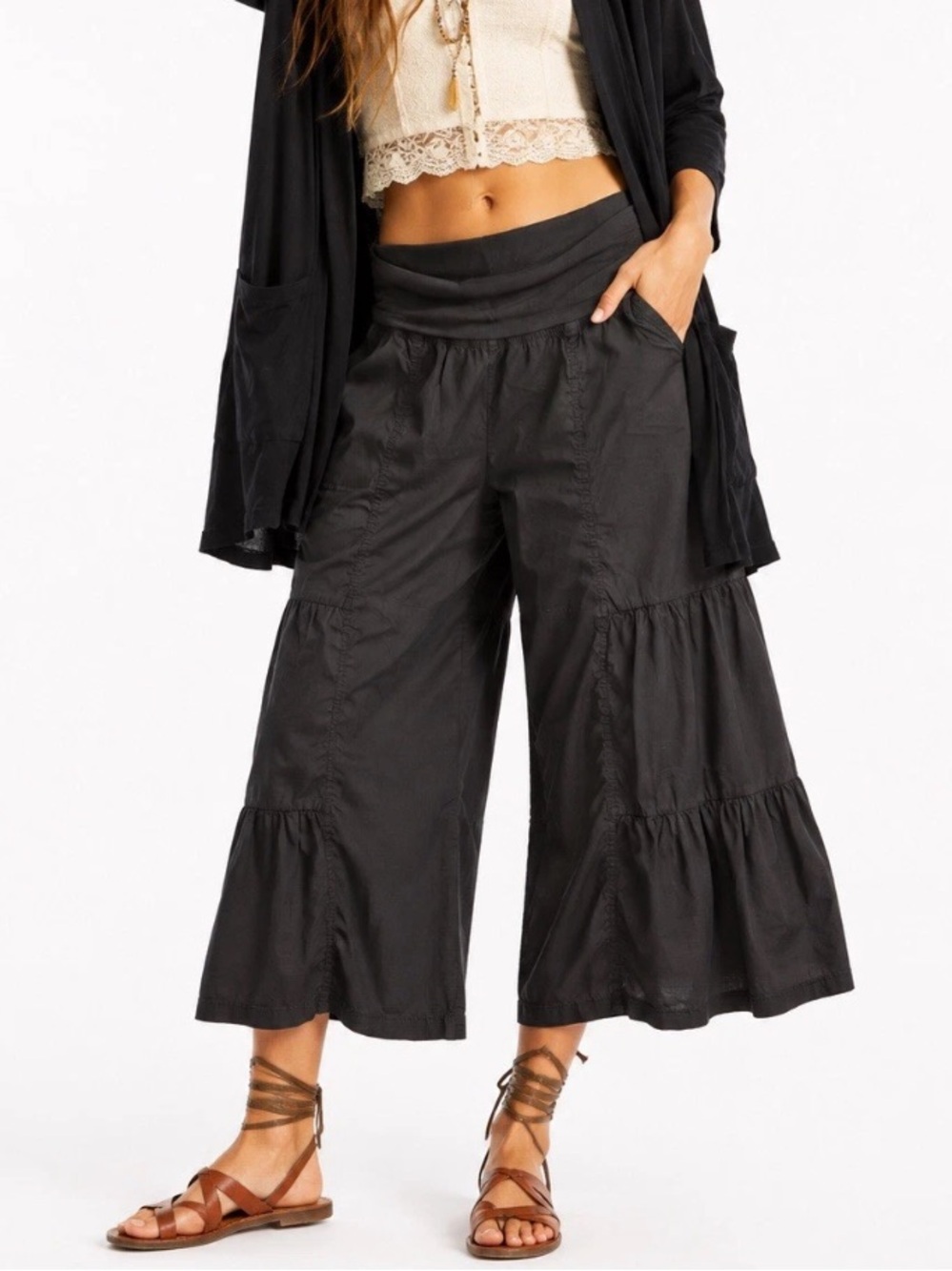 XCVI Wide Leg Ruffle Crop Pants Size L